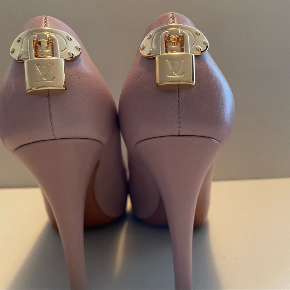 Authentic Louis Vuitton Pink Patent LeatherOh really! Peep Toe Pumps Size38.5 - Picture 10 of 17